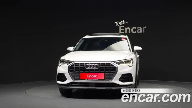 Audi Q3 2020 thumb 3