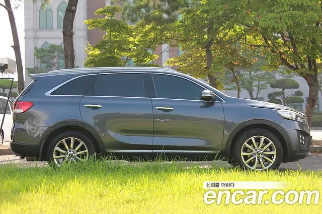 Kia Sorento 2016 thumb 5