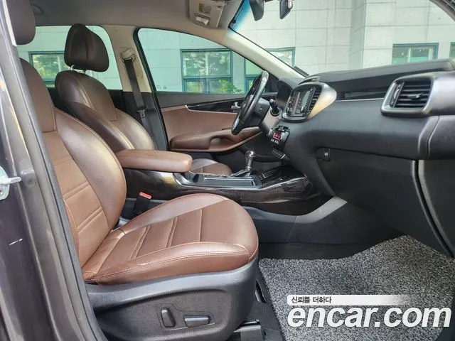 Kia Sorento 2016 thumb 10