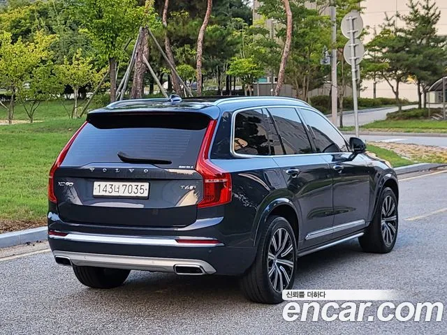 Volvo XC90 2020 thumb 4