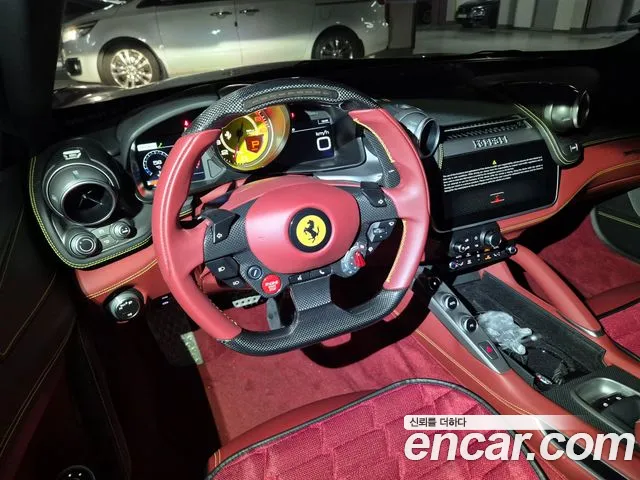 Ferrari GTC4 Lusso 2017 thumb 6