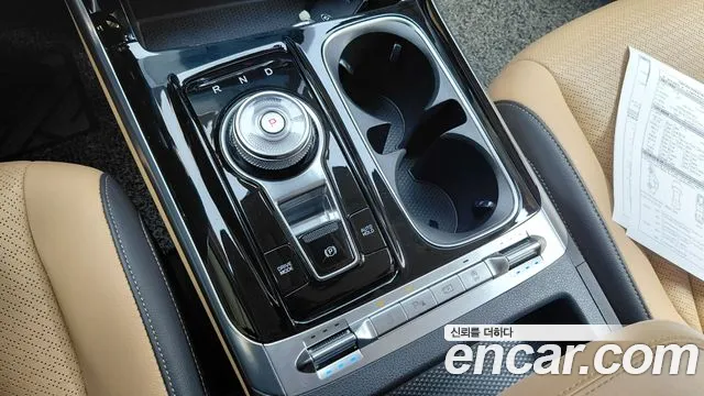 Kia Carnival 2021 thumb 9