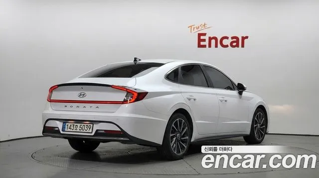 Hyundai Sonata 2021 thumb 2