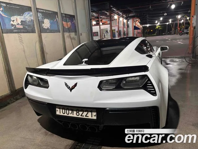 Chevrolet Corvette 2018 thumb 8
