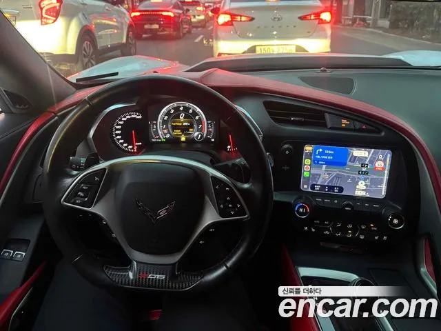 Chevrolet Corvette 2018 thumb 12