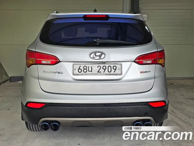 Hyundai Santa Fe 2013 thumb 5