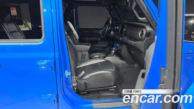 Jeep Wrangler 2021 thumb 11
