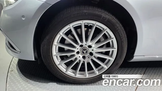 Mercedes-Benz E-Класс 2021 thumb 5