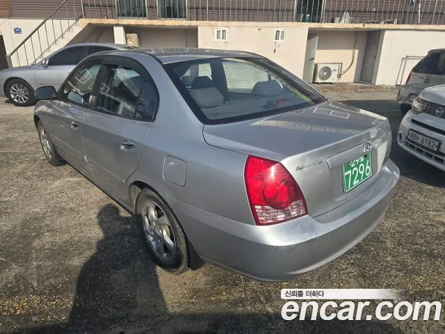 Hyundai Avante 2004 thumb 7