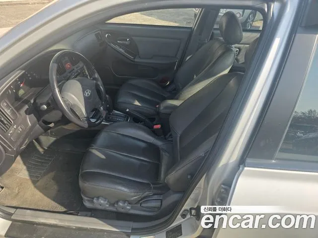 Hyundai Avante 2004 thumb 8