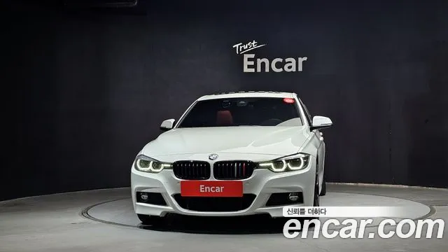 BMW 3 серии 2018 thumb 3