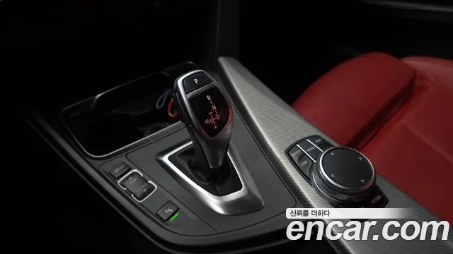 BMW 3 серии 2018 thumb 9