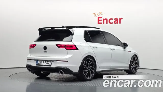 Volkswagen Golf Sportsvan 2024 thumb 2