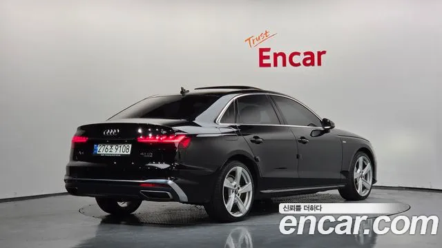 Audi A4 2021 thumb 2