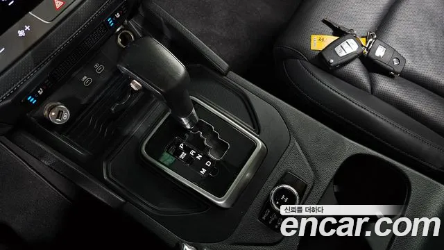 KG_Mobility_Ssangyong Rexton 2024 thumb 8