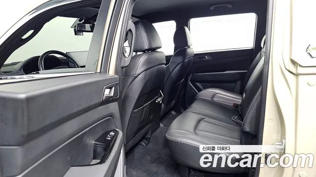 KG_Mobility_Ssangyong Rexton 2024 thumb 11
