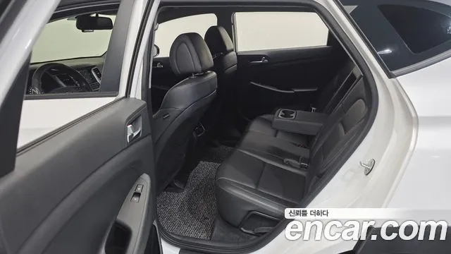 Hyundai Tucson 2017 thumb 12
