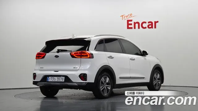 Kia Niro 2020 thumb 2