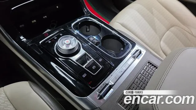 Kia Carnival 2021 thumb 9