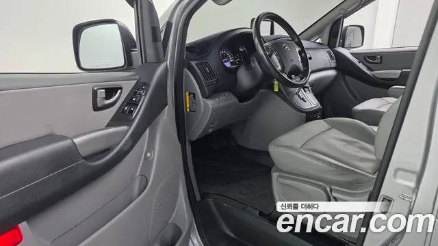 Hyundai Starex 2021 thumb 10