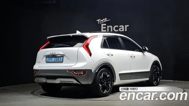 Kia Niro 2022 thumb 2