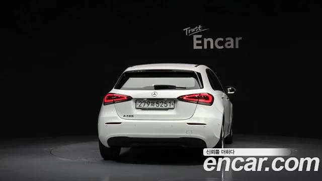 Mercedes-Benz A-Класс 2020 thumb 4