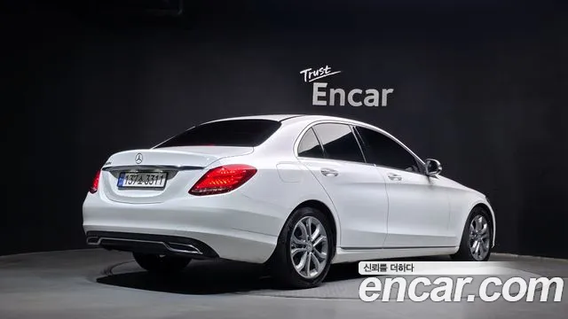 Mercedes-Benz C-Класс 2015 thumb 2