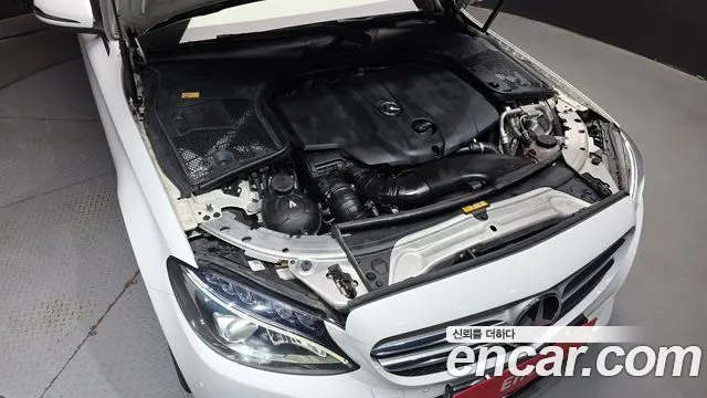Mercedes-Benz C-Класс 2015 thumb 6