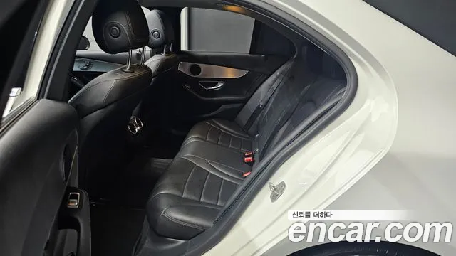 Mercedes-Benz C-Класс 2015 thumb 12