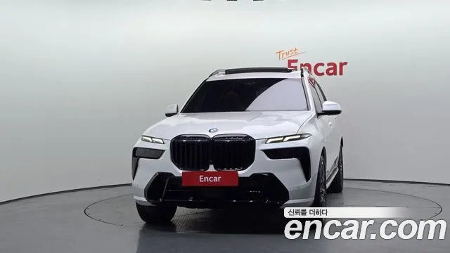 BMW X7 2024 thumb 3