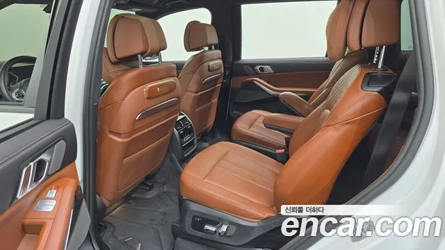 BMW X7 2024 thumb 11