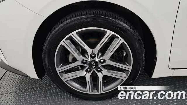 Kia K3 2019 thumb 5