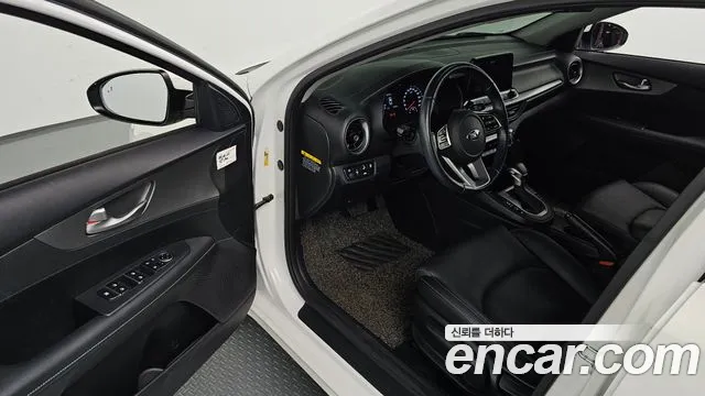 Kia K3 2019 thumb 10