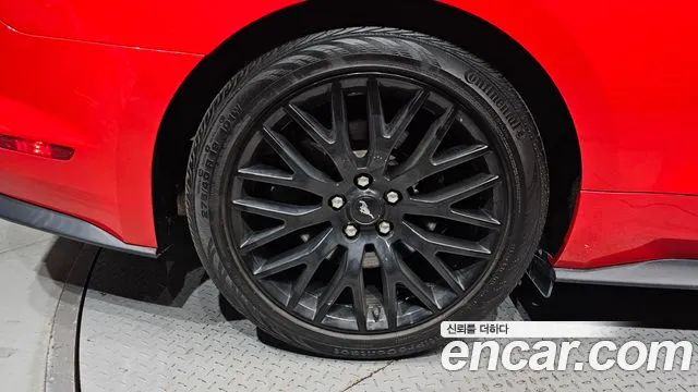 Ford Mustang Mach-E 2019 thumb 5