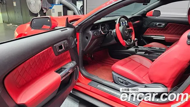 Ford Mustang Mach-E 2019 thumb 10