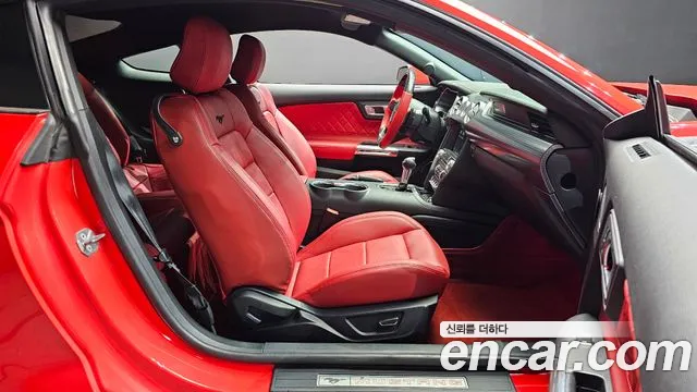 Ford Mustang Mach-E 2019 thumb 12