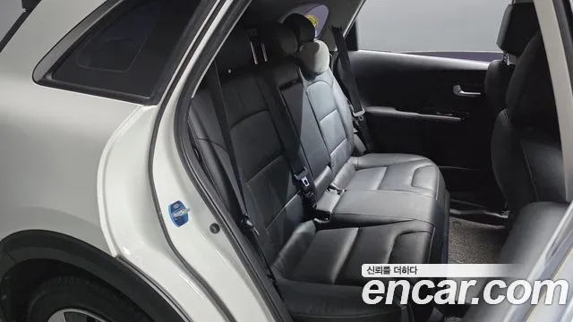 Kia Niro 2018 thumb 11