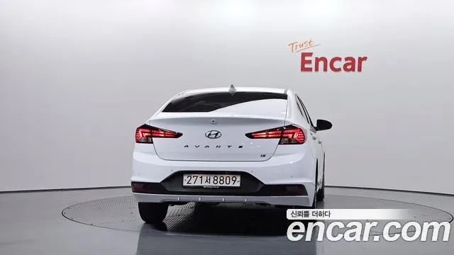Hyundai Avante 2019 thumb 4