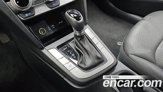 Hyundai Avante 2019 thumb 9