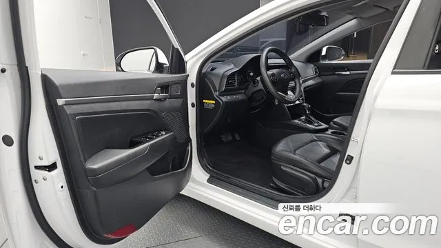 Hyundai Avante 2019 thumb 10