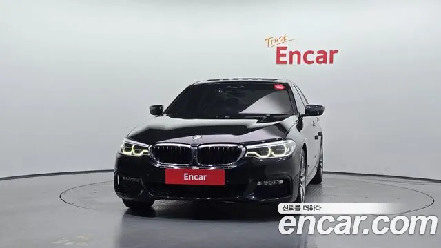 BMW 5 серии 2017 thumb 3
