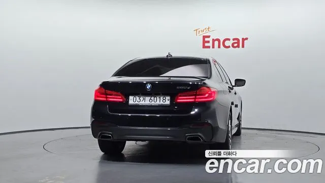 BMW 5 серии 2017 thumb 4