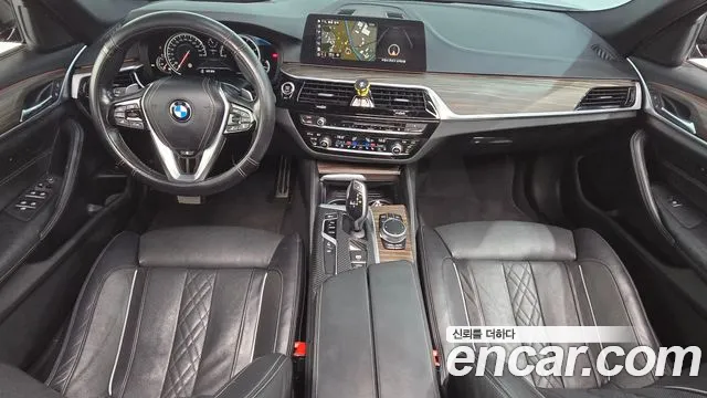 BMW 5 серии 2017 thumb 7