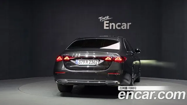 Mercedes-Benz E-Класс 2024 thumb 4
