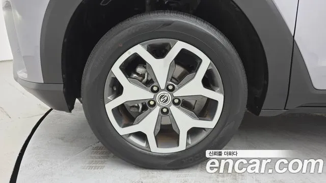 KG_Mobility_Ssangyong Torres 2022 thumb 5