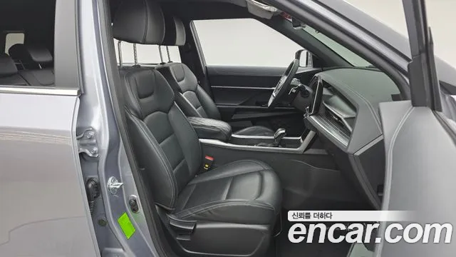 KG_Mobility_Ssangyong Torres 2022 thumb 11