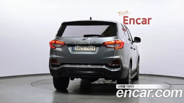 KG_Mobility_Ssangyong Rexton 2017 thumb 4
