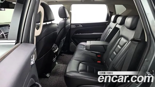 KG_Mobility_Ssangyong Rexton 2017 thumb 11