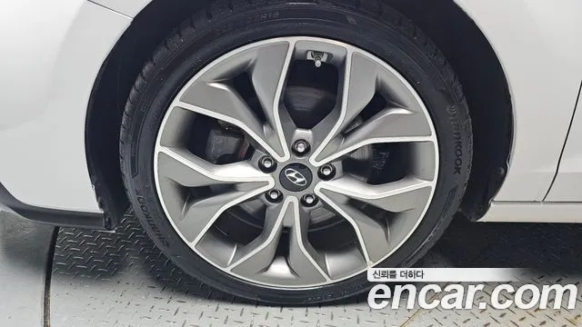 Hyundai i30 2019 thumb 5