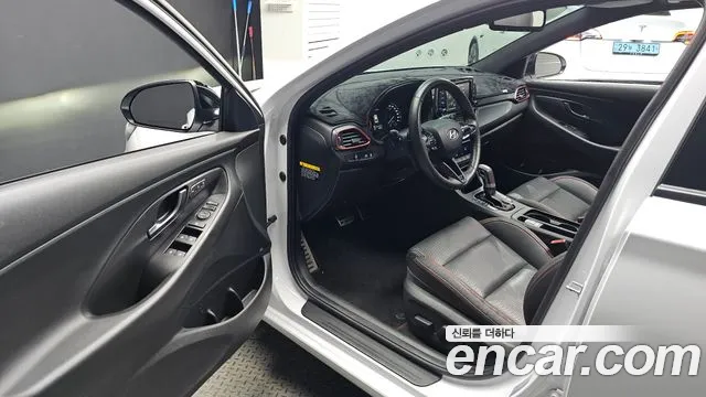 Hyundai i30 2019 thumb 10